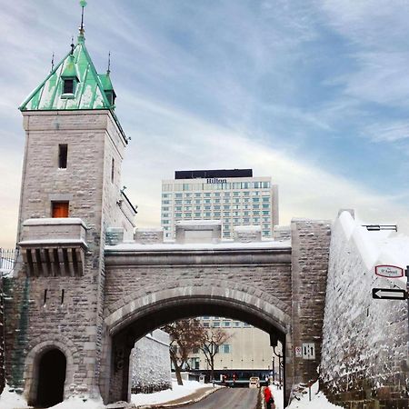 Hilton Quebec Hotel Exterior photo