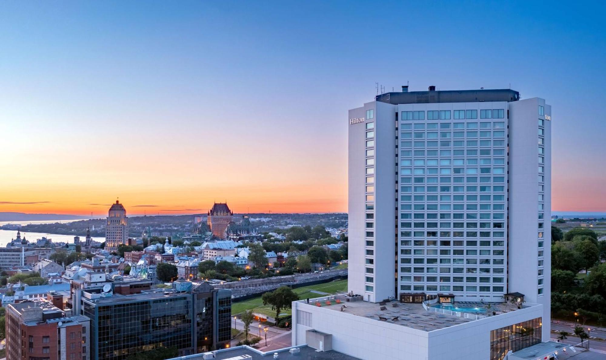 Hilton Quebec Hotel Exterior photo